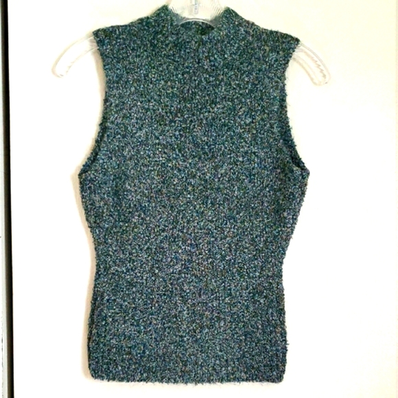 White House Black Market Tops - WHBM Green Fitted Sleeveless Tank Top with Mandarin Collar